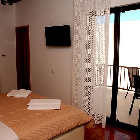 Guest House Smajlaga Ulcinj Bagian luar foto
