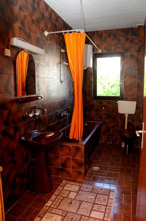 Guest House Smajlaga Ulcinj Bagian luar foto