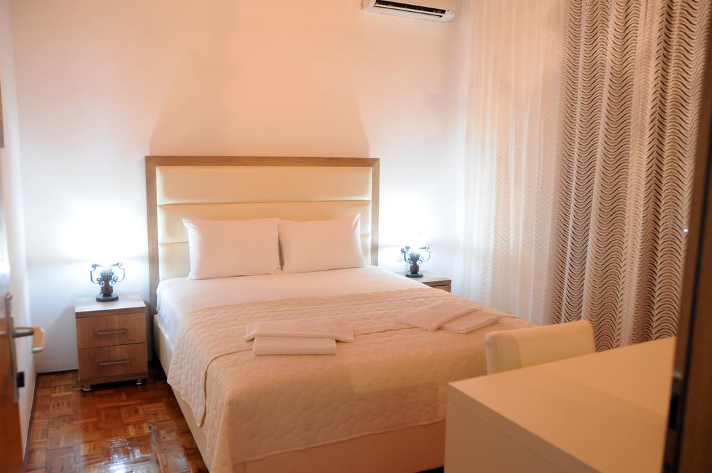Guest House Smajlaga Ulcinj Bagian luar foto