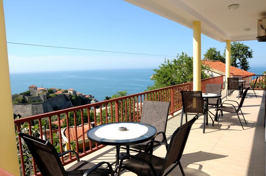 Guest House Smajlaga Ulcinj Bagian luar foto